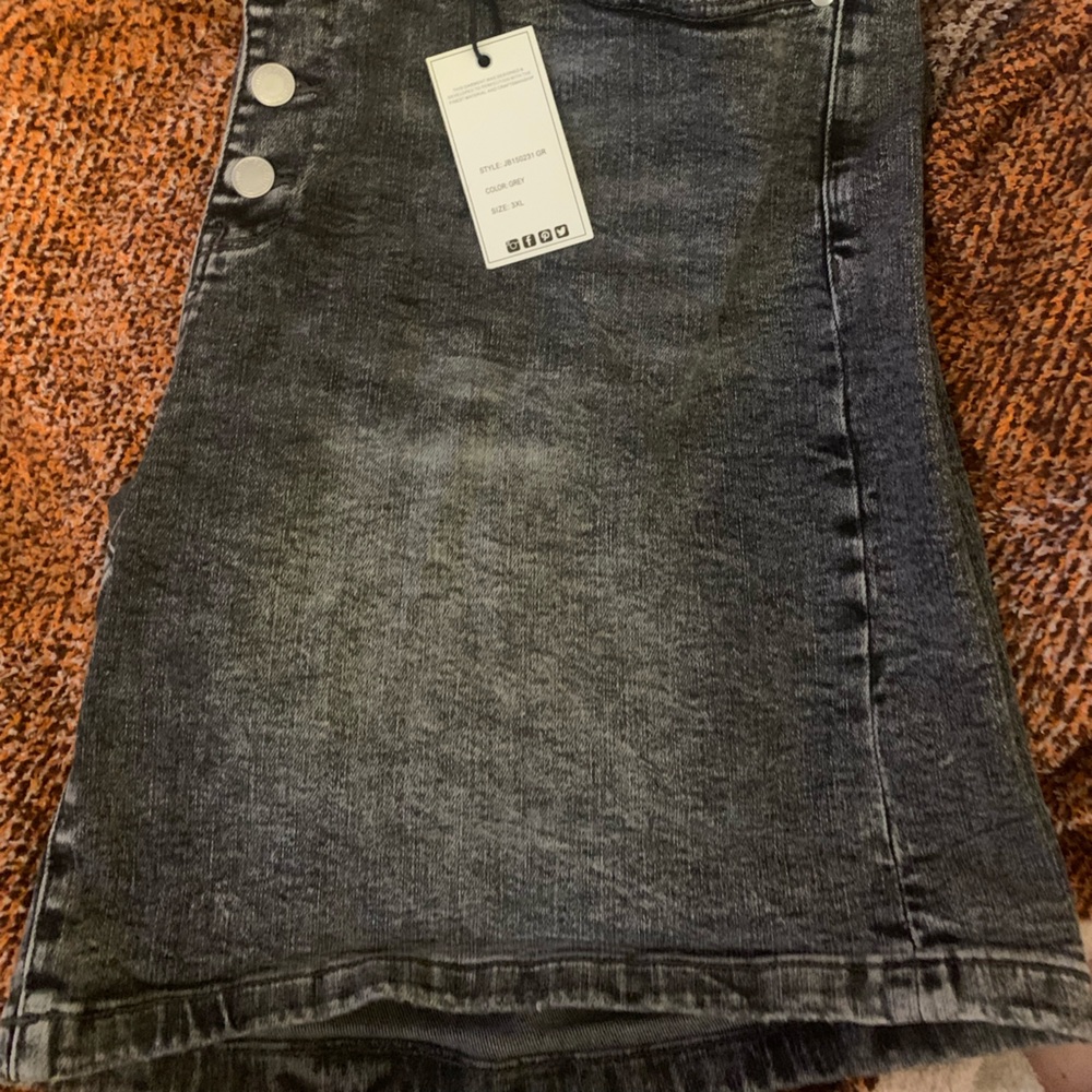 Judy Blue High Rise Dark Gray Jean Shorts